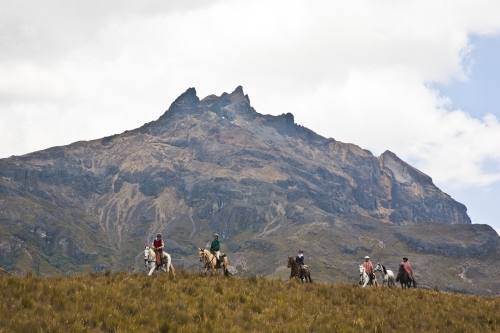 Vulkan Panorama Trail