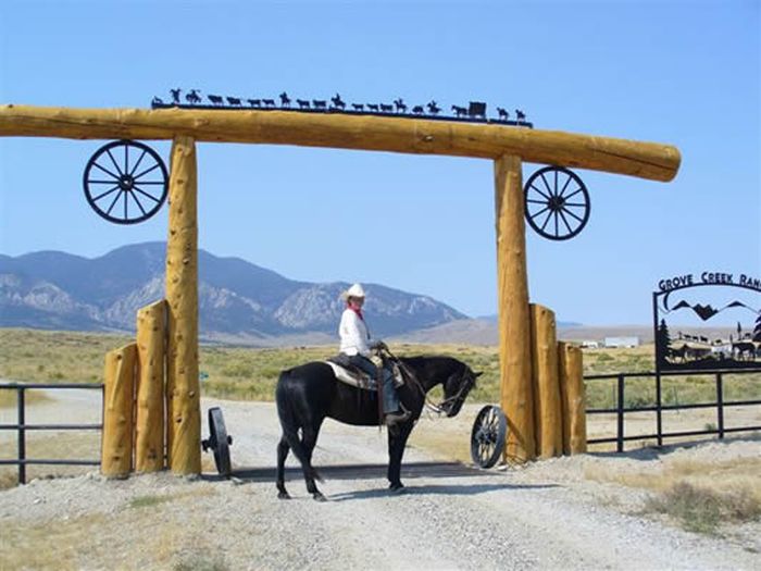 Lonesome Spur Ranch