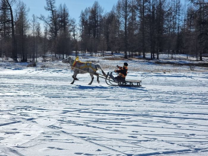 Winterzauber in den Khenti-Bergen