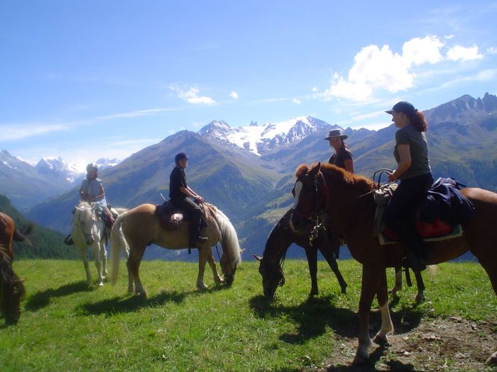 Reittouren in den Walliser Alpen